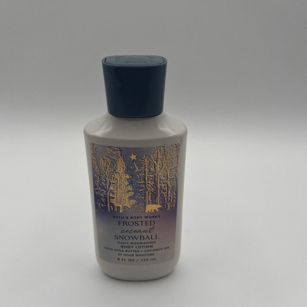 BATH & BODY WORKS Frosted Coconut Snowball Body Lotion 8oz Full Never Used